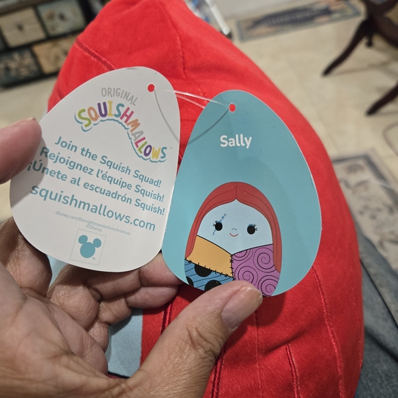 Large Disney Squishmallows Sally The Night Before Christmas 15 Inches. - Picture 7 of 7